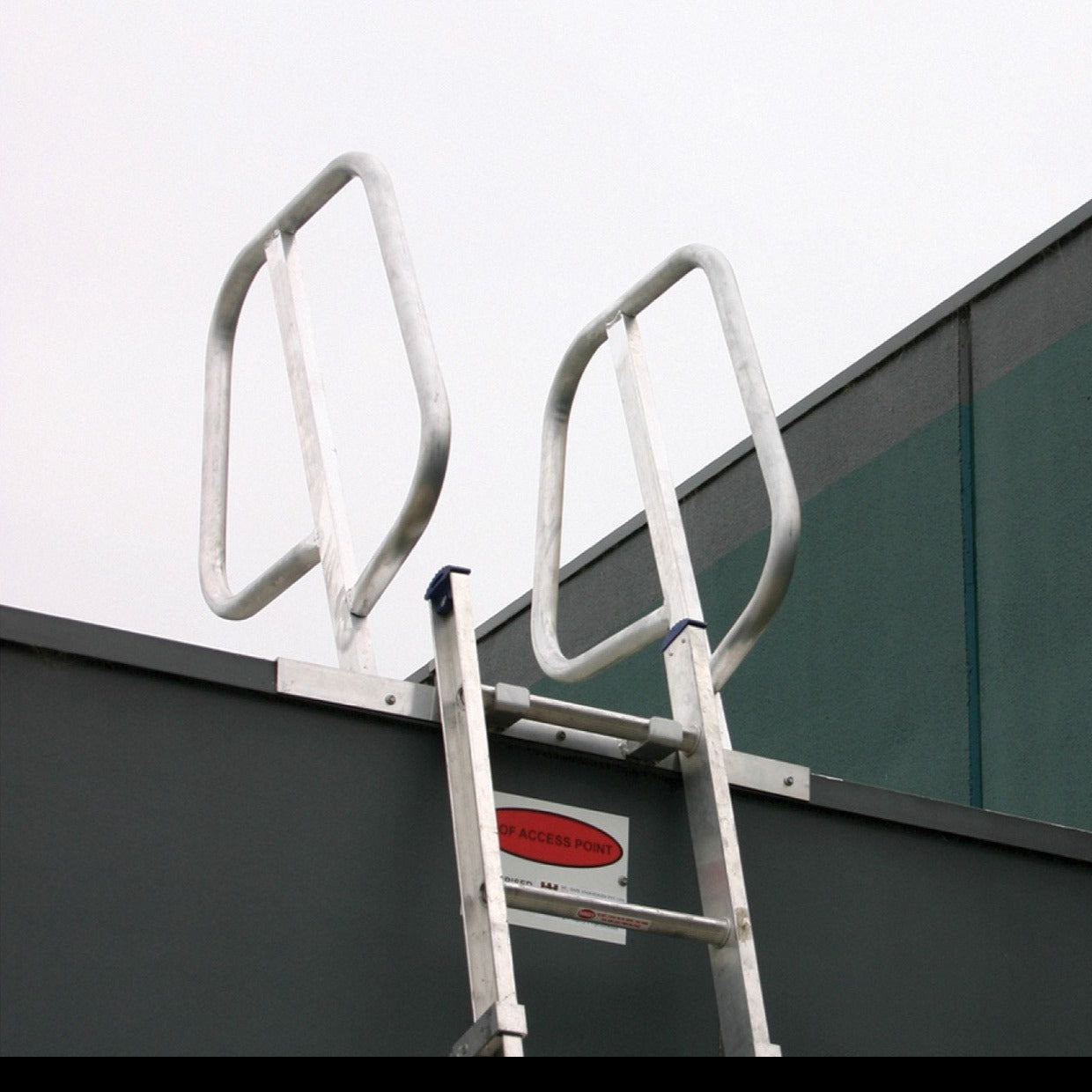 Ladder Brackets | Hi-Safe Ladder Lock - Suits Gutter & Parapet – Height ...